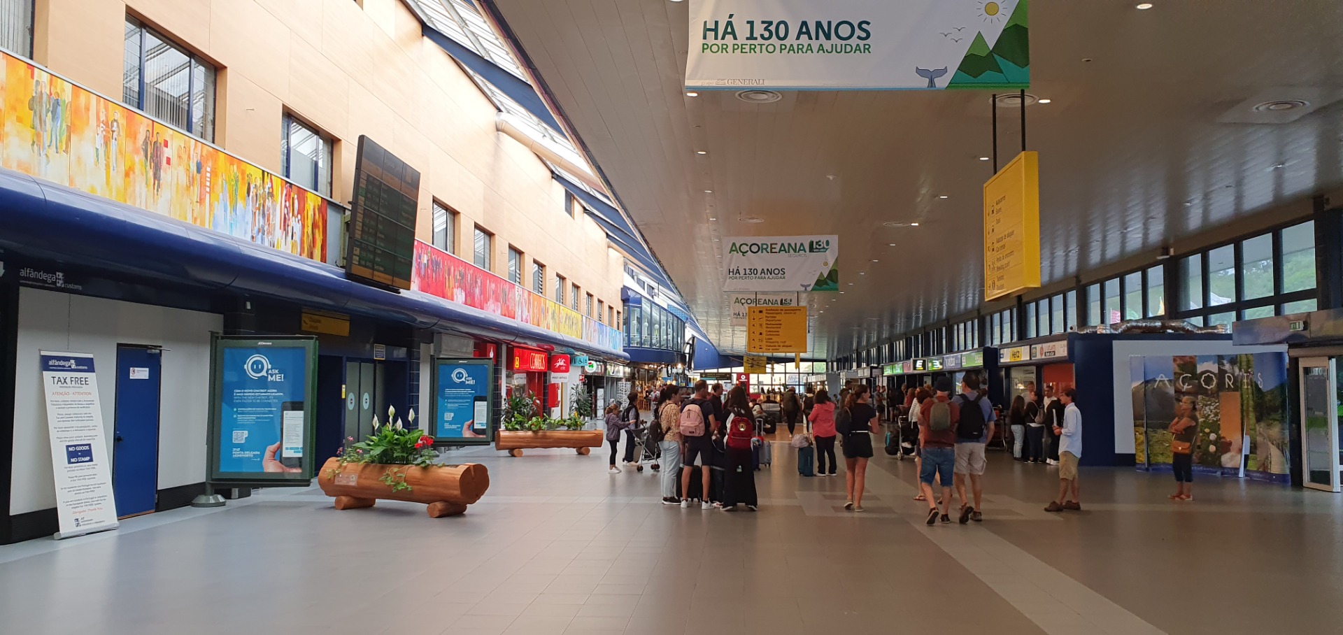 Sao Miguel Flughafen Portugalexpert